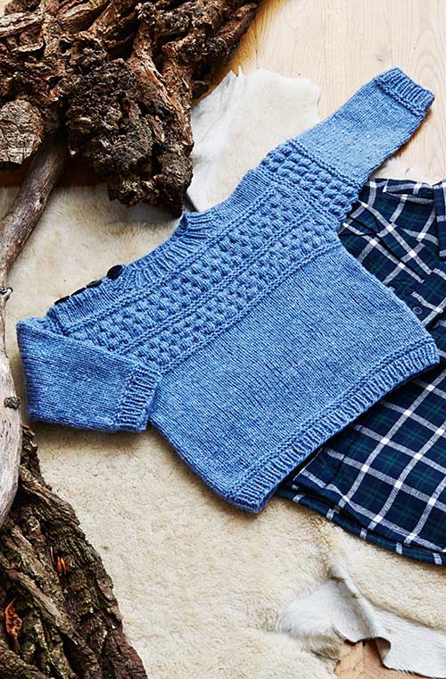 Klassisk sømandssweater strikkeopskrift til baby og ½-3 år