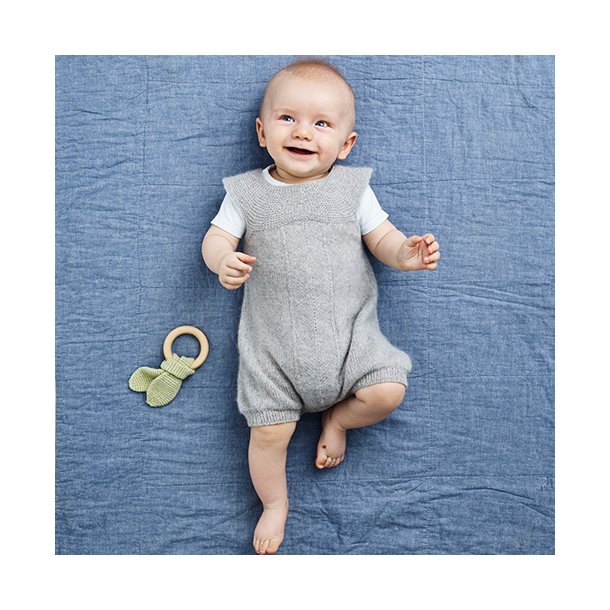 Baby Romper 0-2 strikkeopskrift sælges uden garn