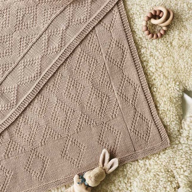 Diamond Babytppe - strikkeopskrift 