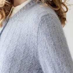 Pinewood Cardigan - strikkeopskrift