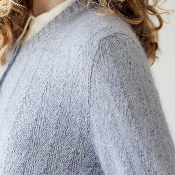 Pinewood Cardigan - strikkeopskrift