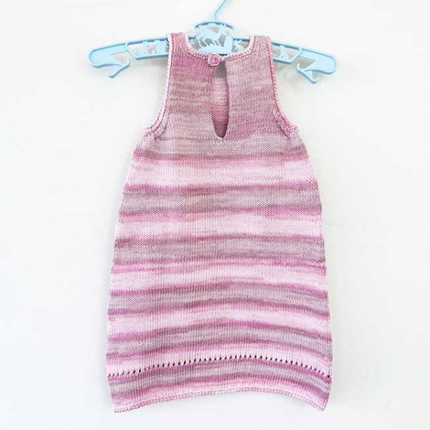 Almas Kjole - strikkeopskrift