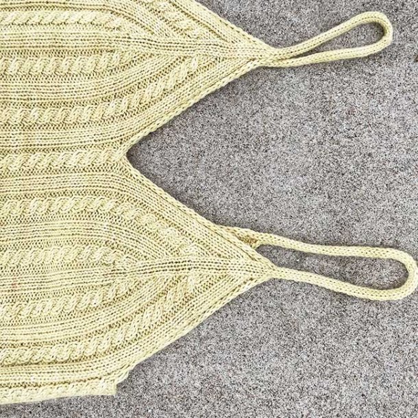 Helix Camisole - strikkeopskrift