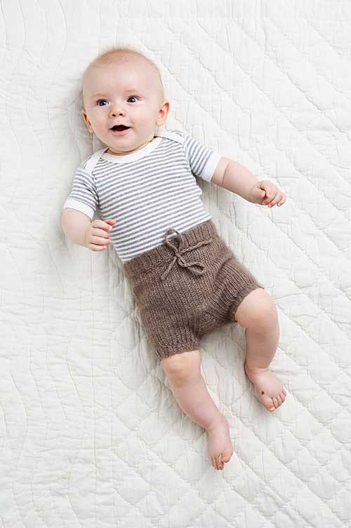 Strikkeopskrifter baby bukser | Se vores her